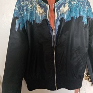 Lightweight windbreaker/bomber jacket